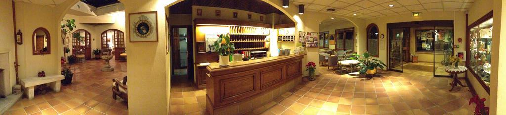 Mas De Vence - Hotel-Restaurant ภายนอก รูปภาพ
